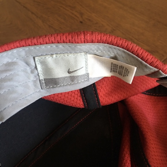 Vintage Nike Hat - Picture 3 of 3